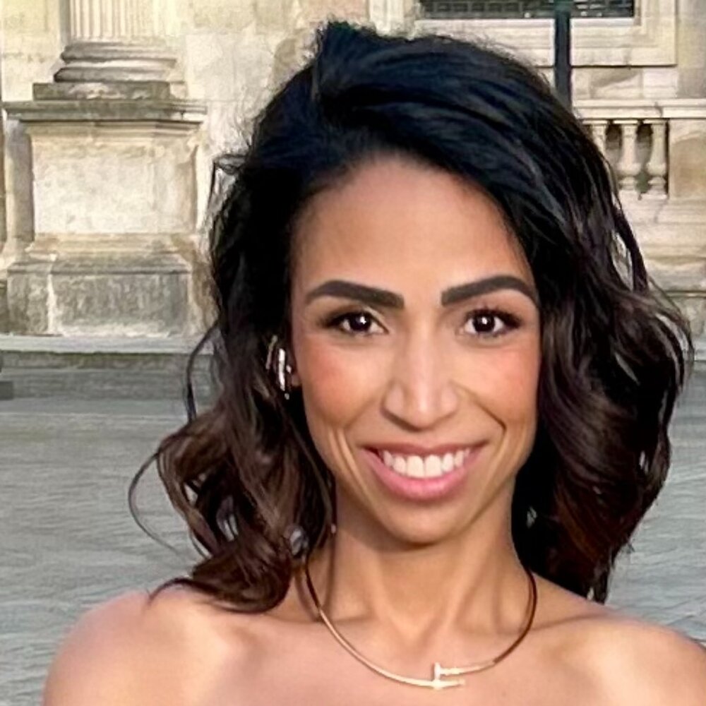 Meet your Posher, Angelica